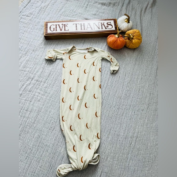 Willow & Co knotted gown - Picture 1 of 4